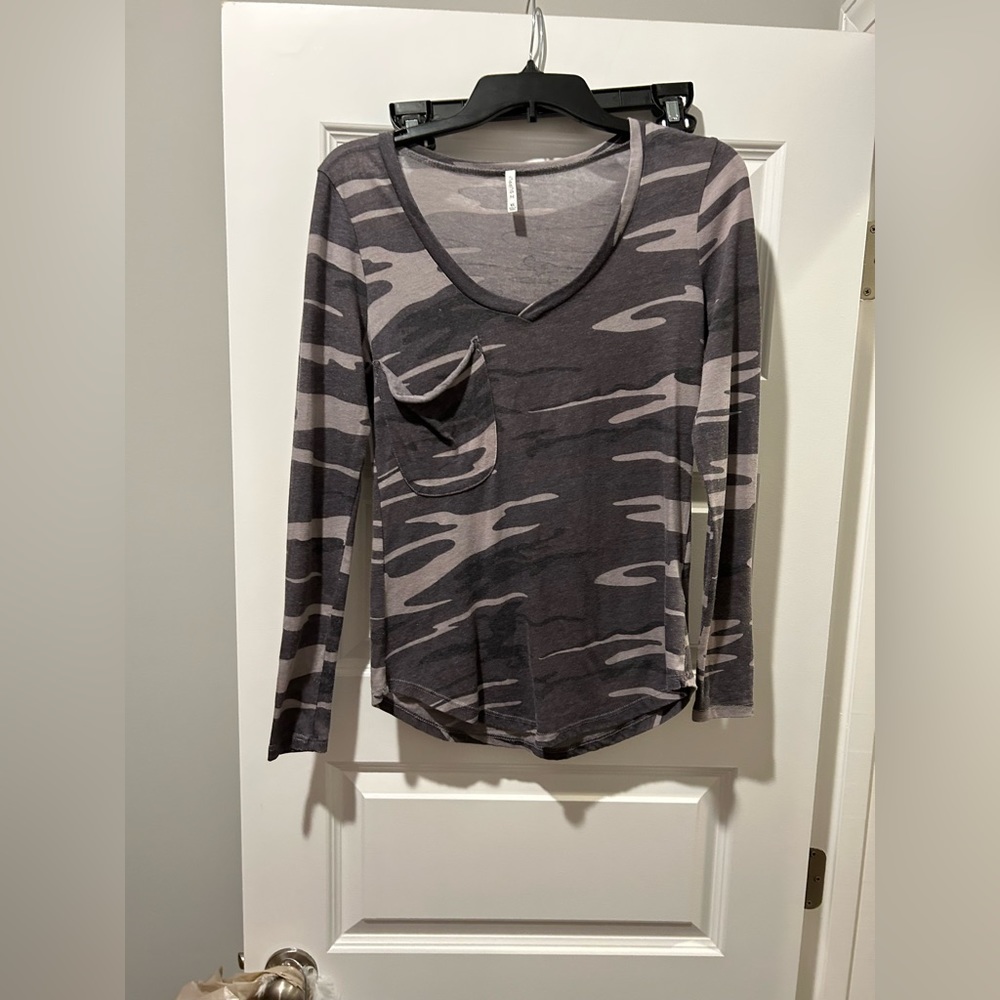 Z Supply Tshirt
